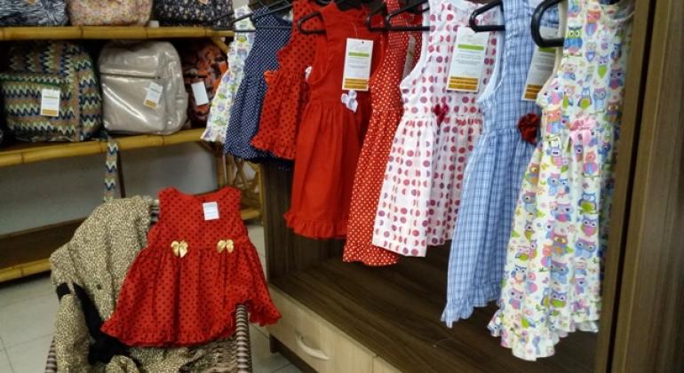 Mostra de produtos marca Dia Nacional da Economia Solidária