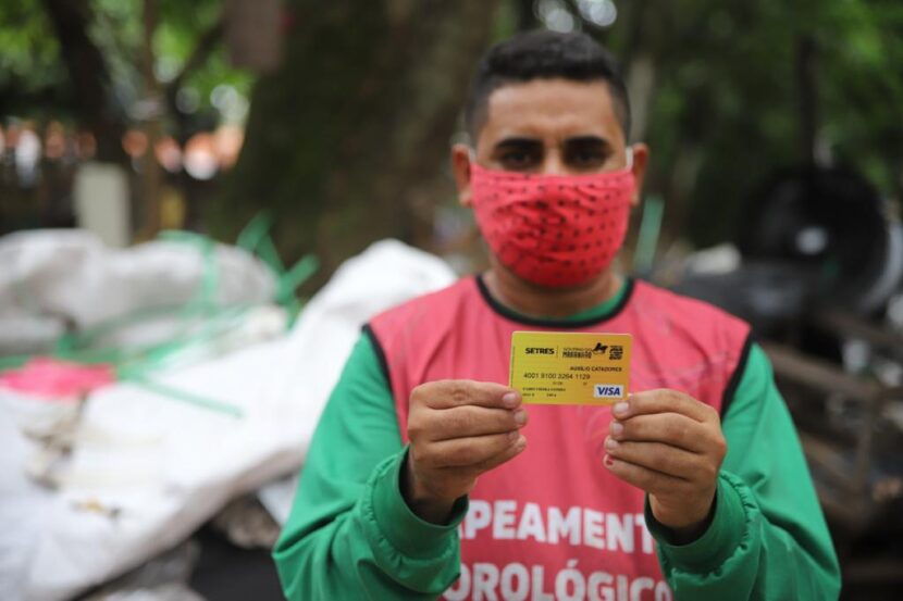 No Maranhão, catadores de materiais recicláveis receberam auxílio emergencial