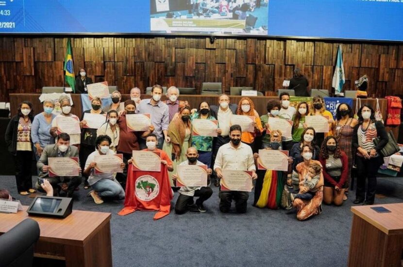 Trabalhadores da economia solidária são homenageados na Assembleia Legislativa do Estado do Rio de Janeiro