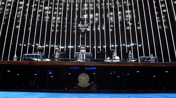 Senado aprova, em primeiro turno, PEC que inclui a economia solidária na Constituição Federal